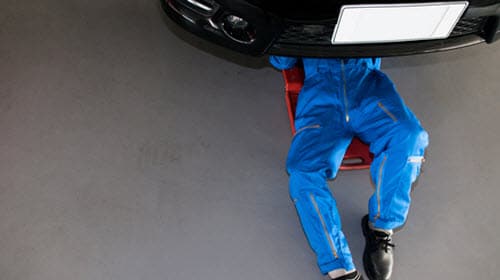 Car Servicing By An Auto Mechanic